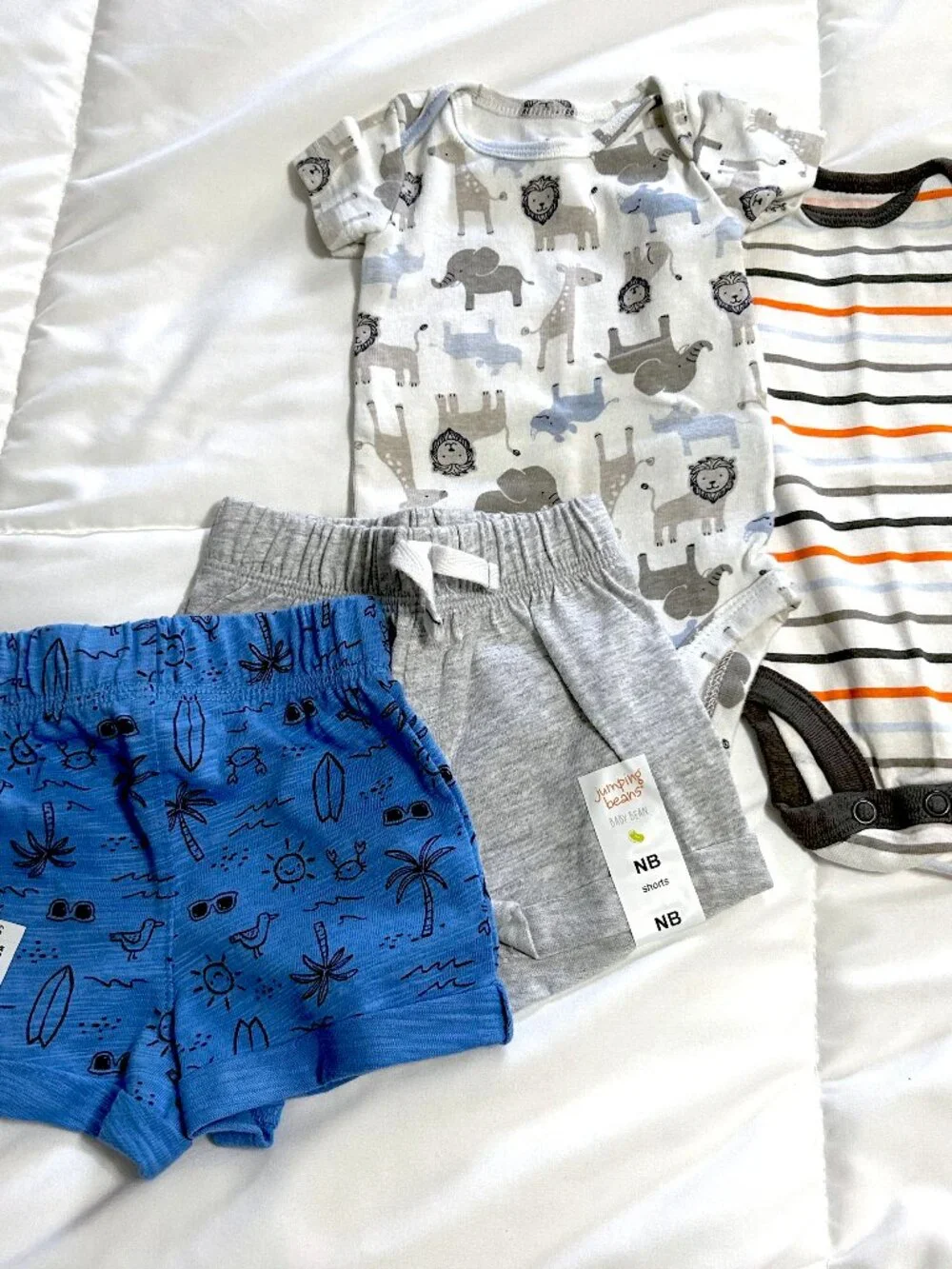 NB Newborn Baby Shorts & Short Sleeve Bodysuit Lot - 4 pieces New and Excellent